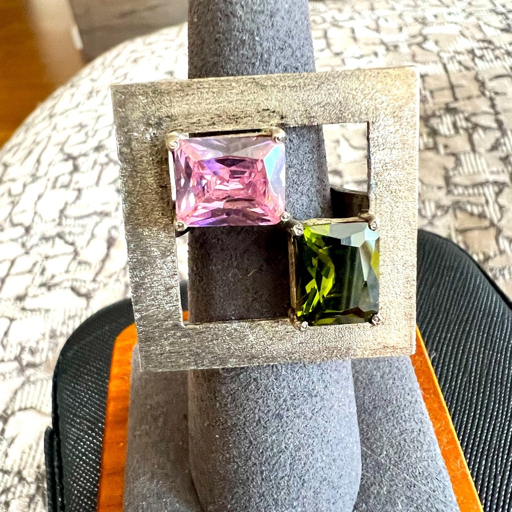 Square 925 Silver Ring with Pink Spinel and Green Peridot Stones .Size 7-7.5